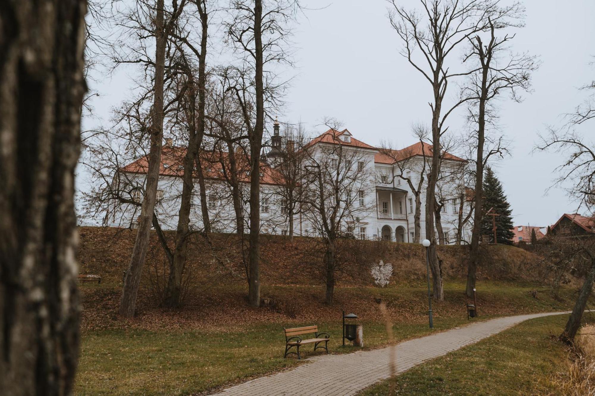 Pokoje Goscinne Domu Pielgrzyma W Supraslu Kültér fotó